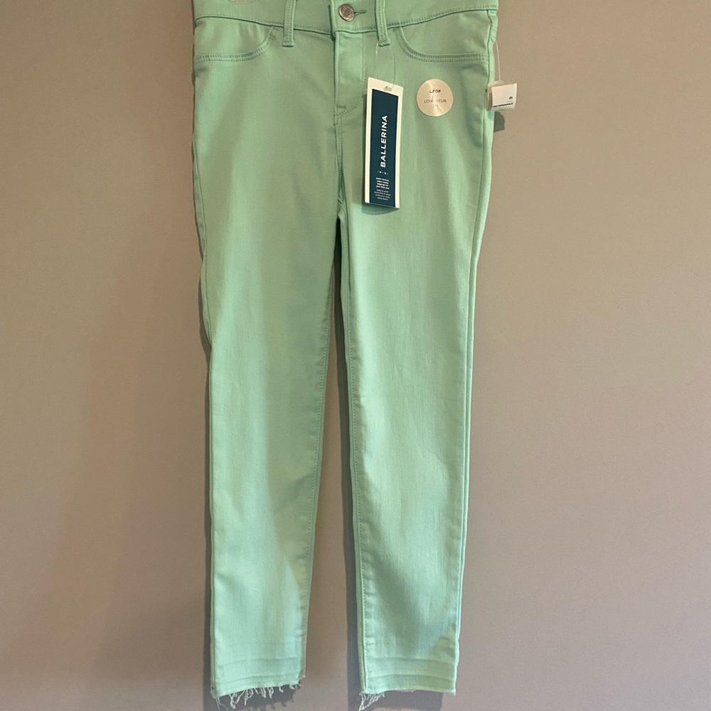 BAND NEW!! Girls jeans, Old Navy, size 10, turquoise